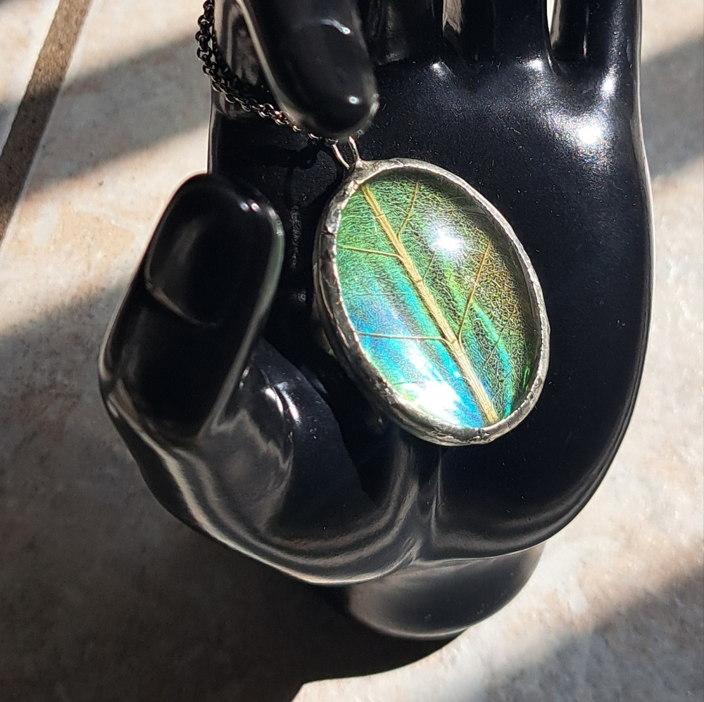 Fantasy Leaf Skelton Glass Pendant